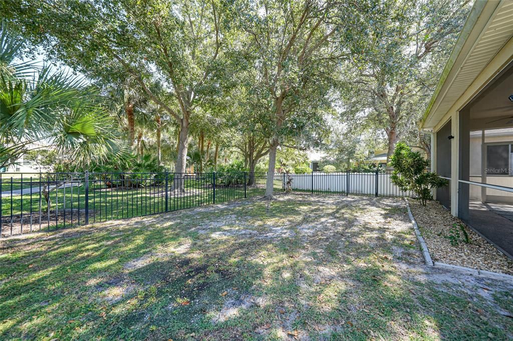 Activo con contrato: $240,000 (4 camas, 2 baños, 1950 Pies cuadrados)