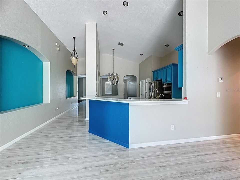 En Venta: $500,000 (4 camas, 3 baños, 3098 Pies cuadrados)