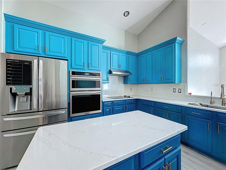 En Venta: $500,000 (4 camas, 3 baños, 3098 Pies cuadrados)