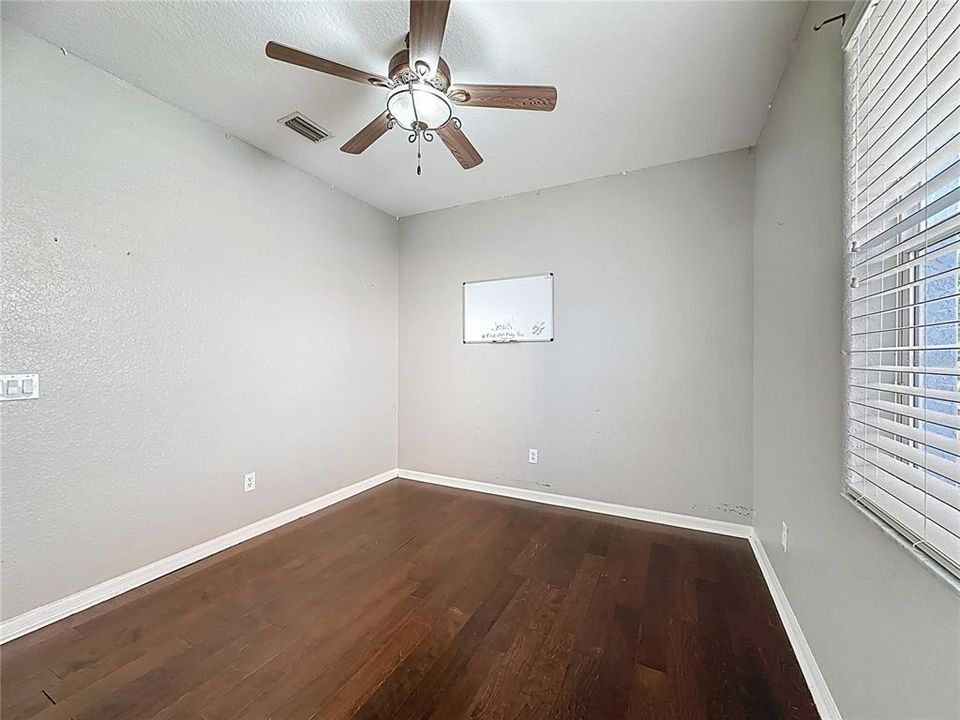 En Venta: $500,000 (4 camas, 3 baños, 3098 Pies cuadrados)