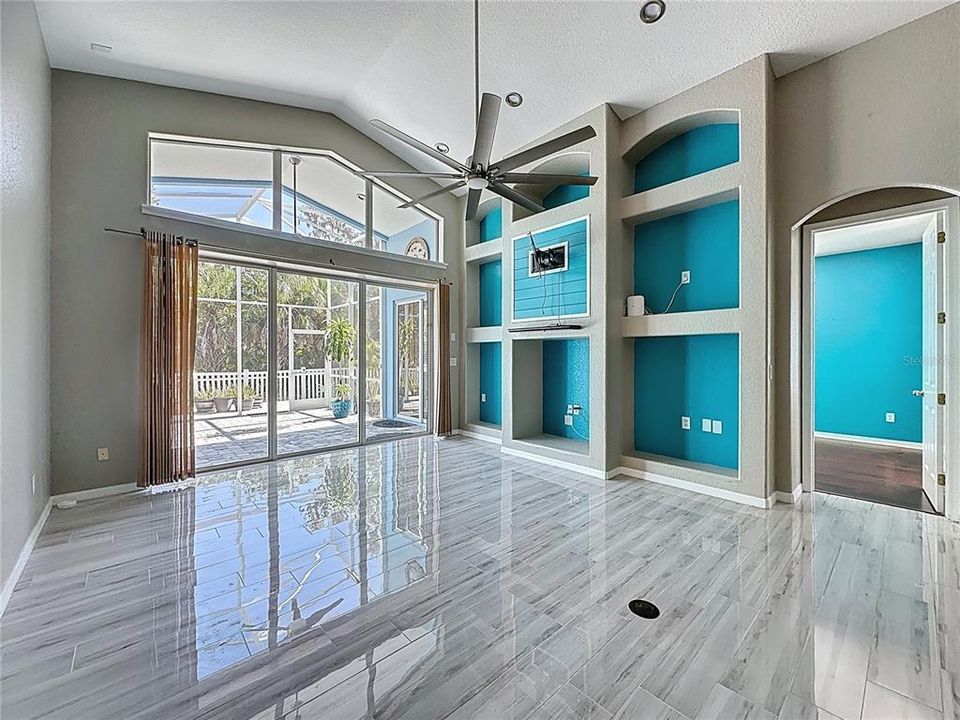 En Venta: $500,000 (4 camas, 3 baños, 3098 Pies cuadrados)