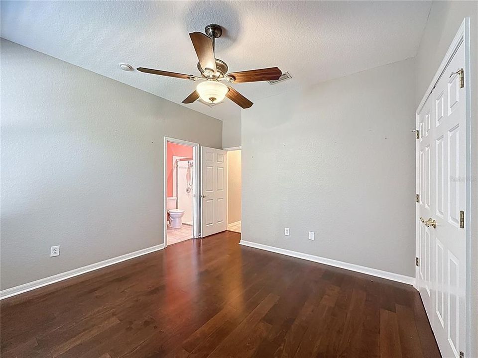 En Venta: $500,000 (4 camas, 3 baños, 3098 Pies cuadrados)