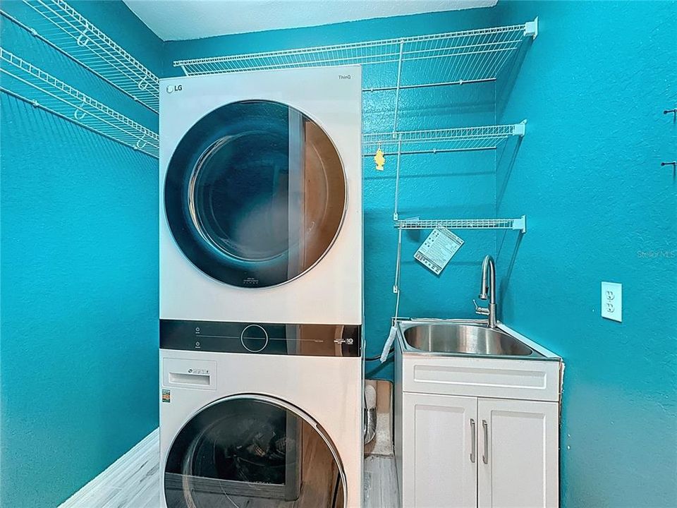 En Venta: $500,000 (4 camas, 3 baños, 3098 Pies cuadrados)