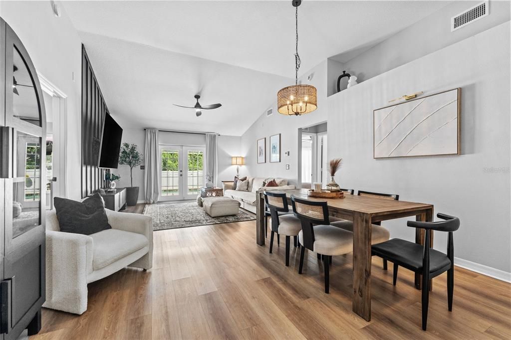 Active With Contract: $450,000 (4 beds, 2 baths, 1676 Square Feet)