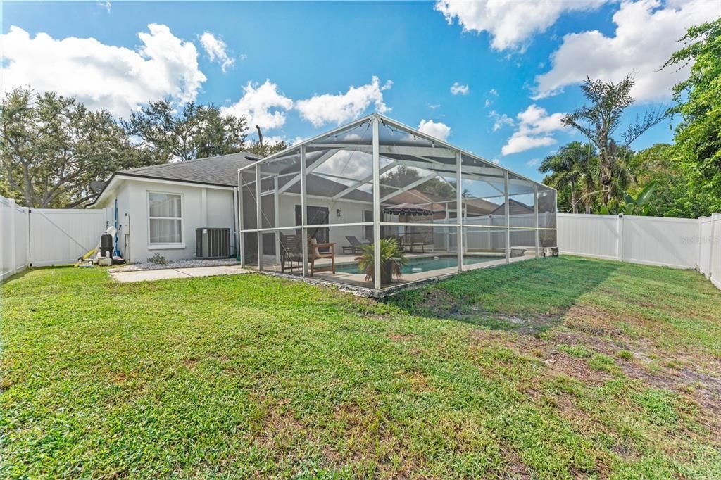Active With Contract: $450,000 (4 beds, 2 baths, 1676 Square Feet)