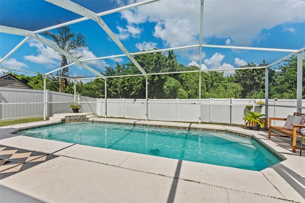 Active With Contract: $450,000 (4 beds, 2 baths, 1676 Square Feet)