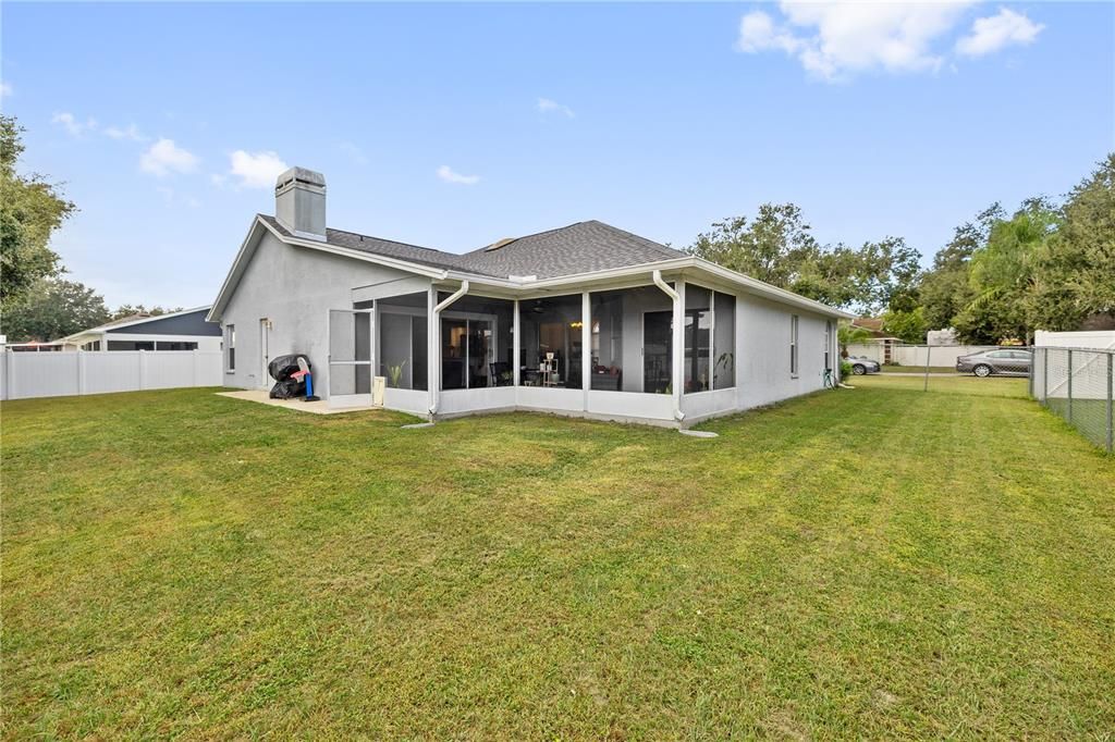 For Sale: $385,000 (3 beds, 2 baths, 1718 Square Feet)