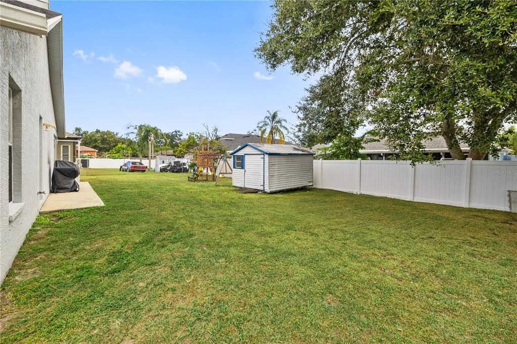 For Sale: $385,000 (3 beds, 2 baths, 1718 Square Feet)