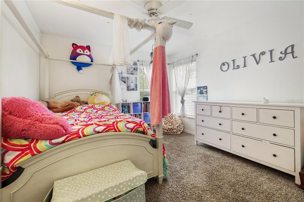 For Sale: $385,000 (3 beds, 2 baths, 1718 Square Feet)