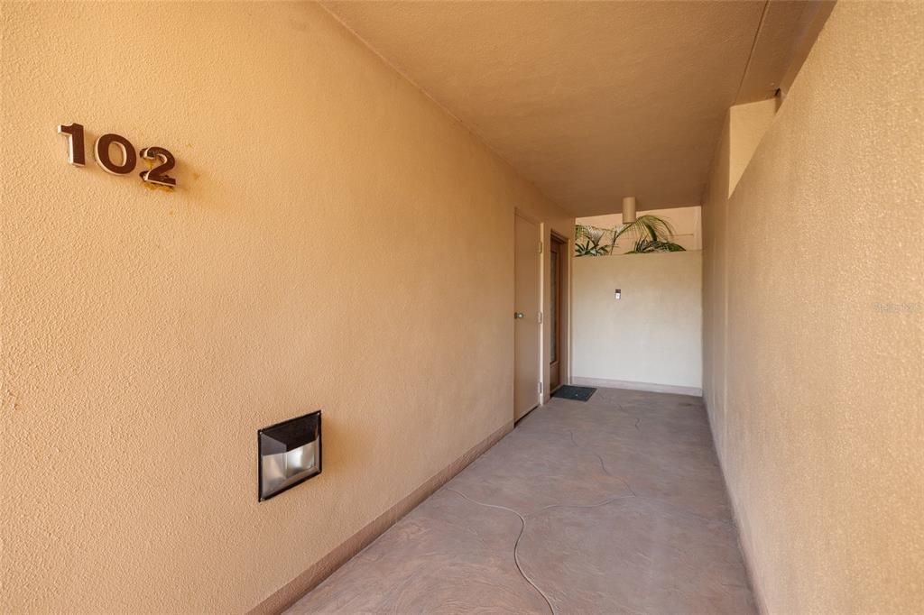 待售: $2,500,000 (4 贝兹, 4 浴室, 4065 平方英尺)