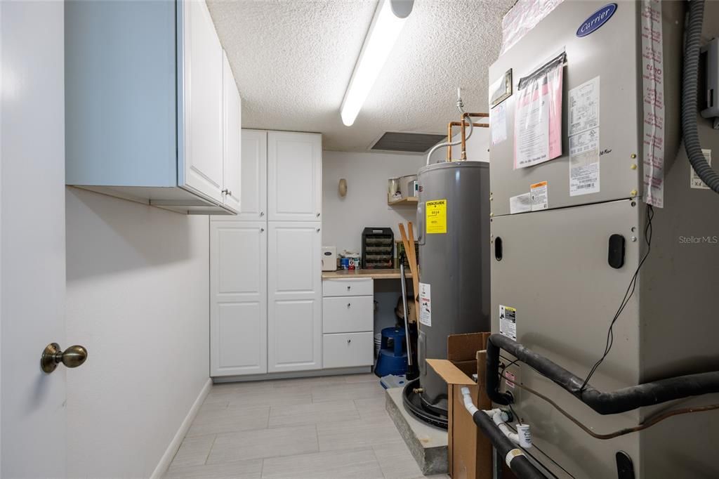 待售: $2,500,000 (4 贝兹, 4 浴室, 4065 平方英尺)