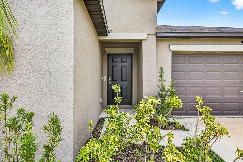 For Sale: $415,000 (4 beds, 2 baths, 1939 Square Feet)