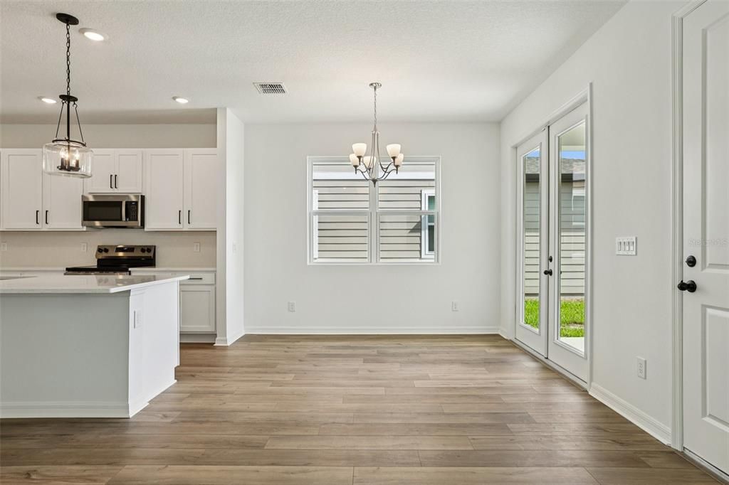 For Sale: $469,990 (4 beds, 3 baths, 2043 Square Feet)