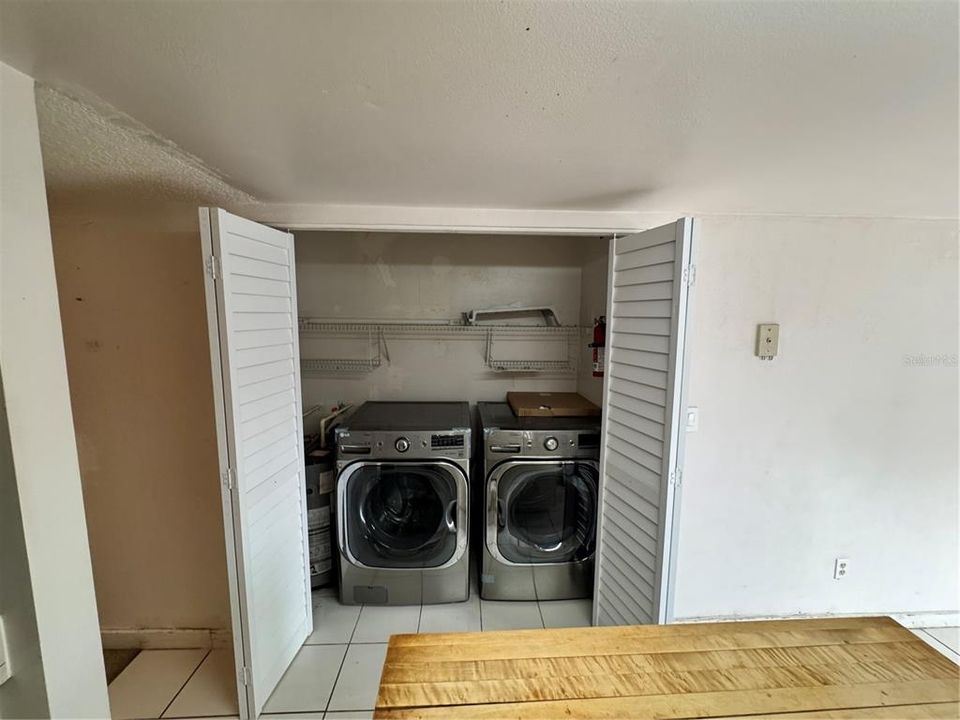 For Sale: $130,000 (3 beds, 2 baths, 1379 Square Feet)