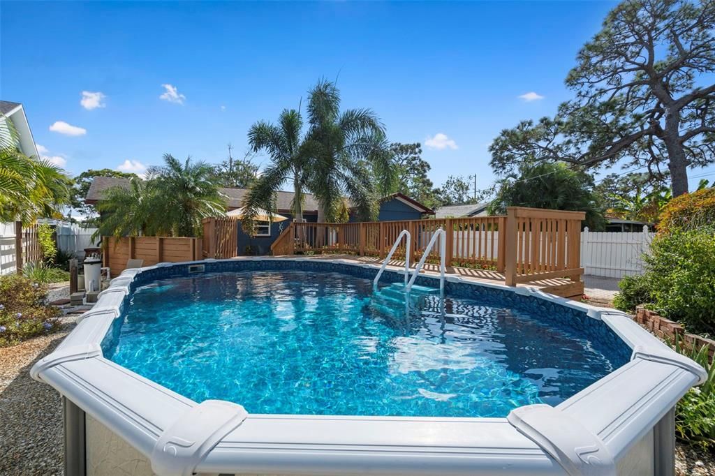 For Sale: $490,000 (3 beds, 2 baths, 1300 Square Feet)