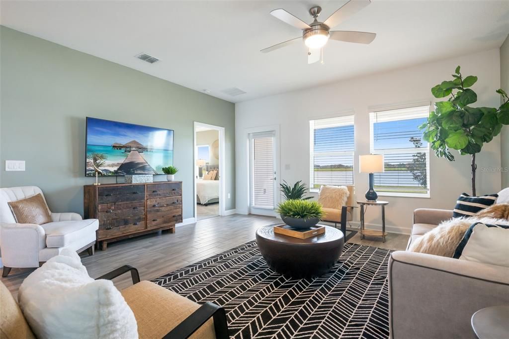 For Sale: $524,990 (4 beds, 3 baths, 2061 Square Feet)