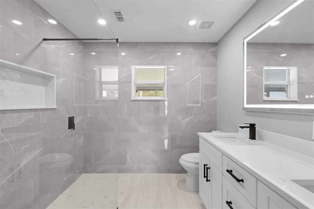 For Sale: $349,900 (3 beds, 2 baths, 1510 Square Feet)