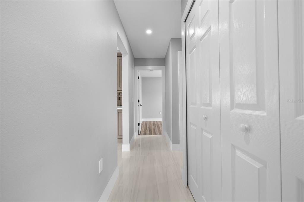 For Sale: $349,900 (3 beds, 2 baths, 1510 Square Feet)