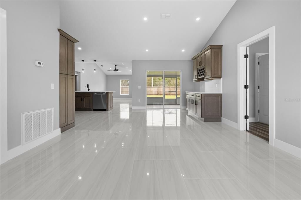 For Sale: $349,900 (3 beds, 2 baths, 1510 Square Feet)