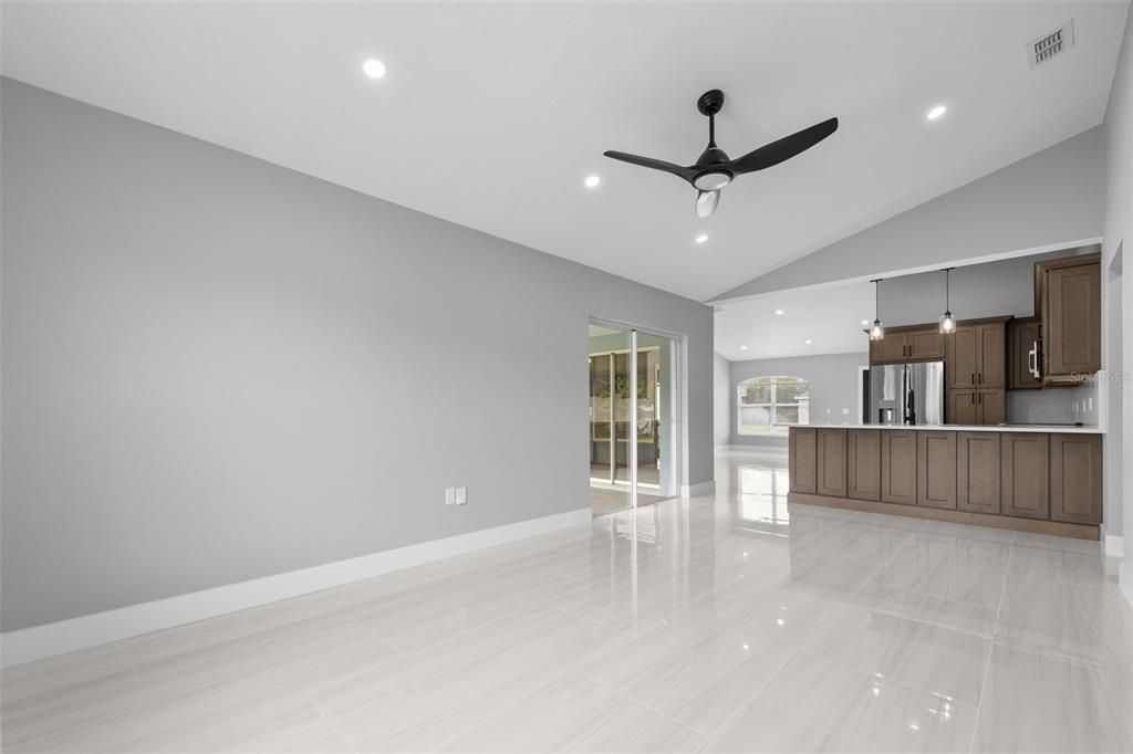 For Sale: $349,900 (3 beds, 2 baths, 1510 Square Feet)