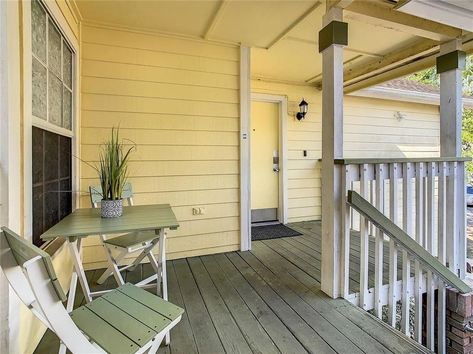 For Rent: $1,890 (3 beds, 2 baths, 1275 Square Feet)