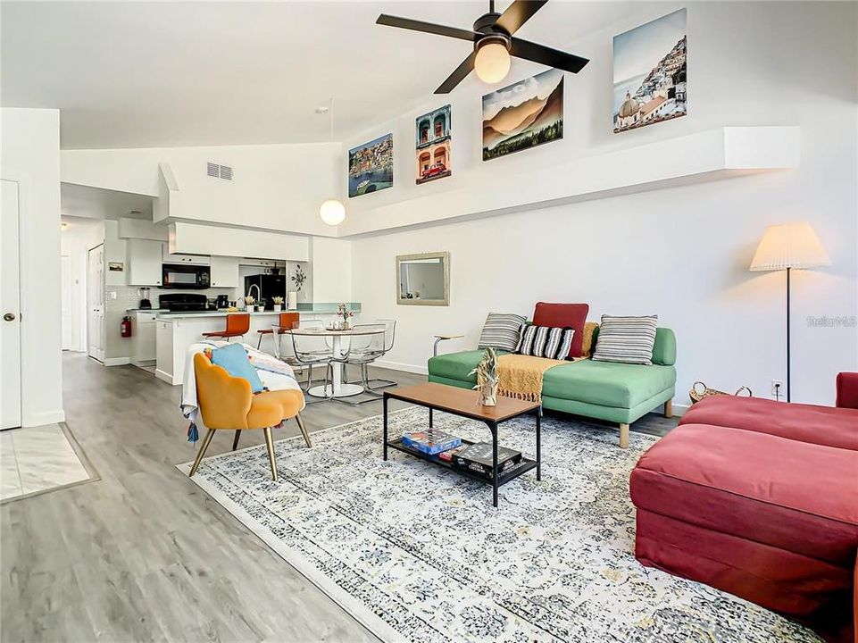 For Rent: $1,890 (3 beds, 2 baths, 1275 Square Feet)