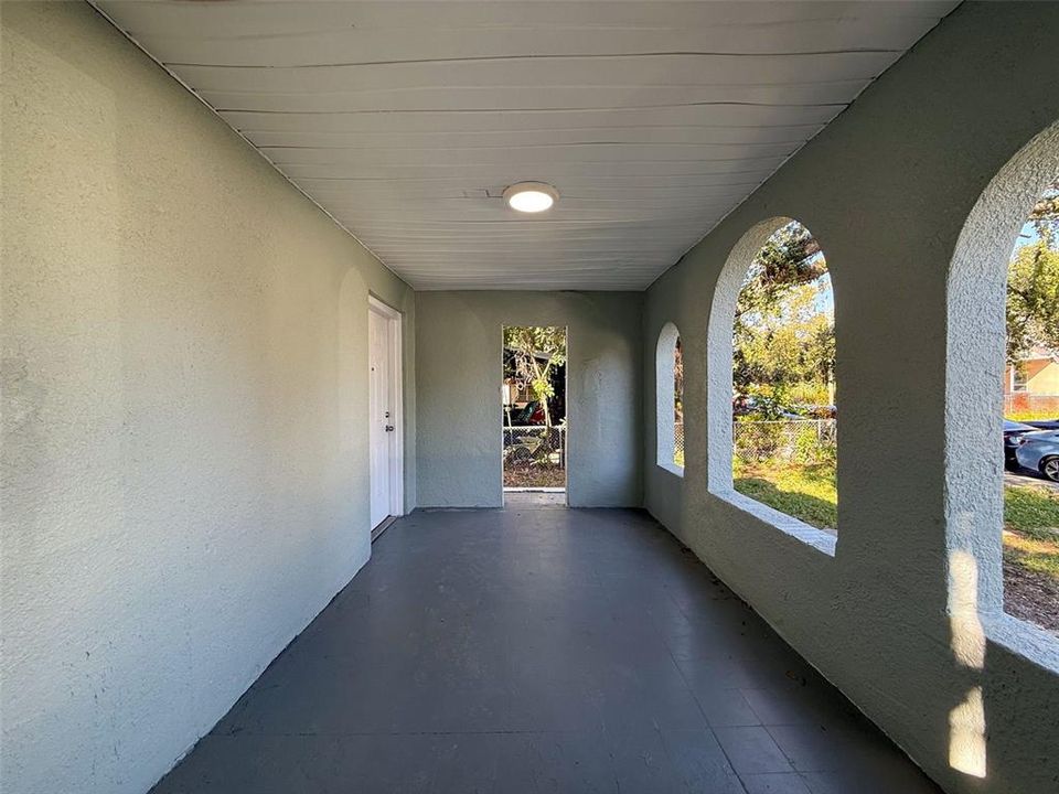 Active With Contract: $225,000 (3 beds, 1 baths, 1212 Square Feet)