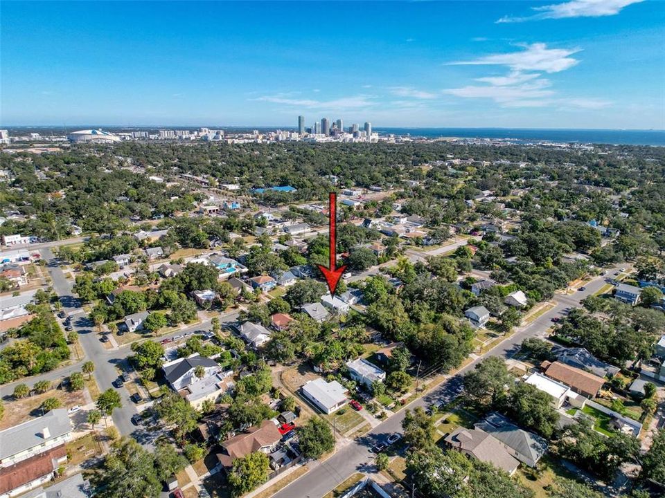 Active With Contract: $225,000 (3 beds, 1 baths, 1212 Square Feet)