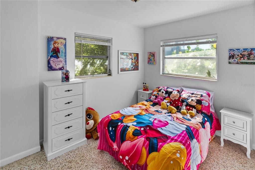 For Sale: $524,900 (4 beds, 2 baths, 2100 Square Feet)