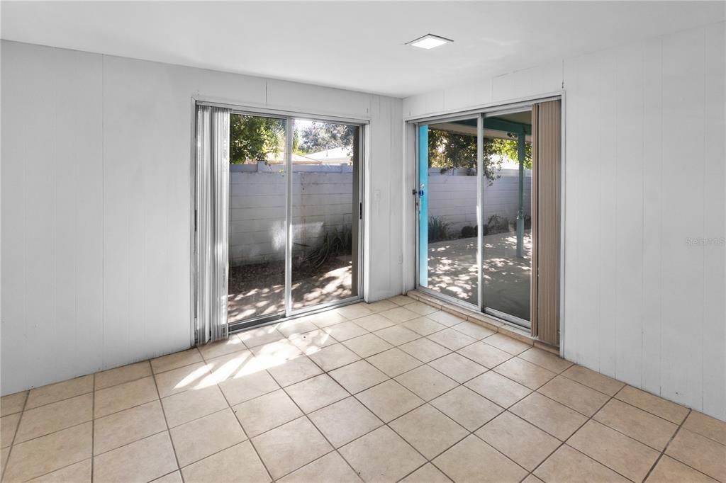 For Sale: $524,900 (4 beds, 2 baths, 2100 Square Feet)