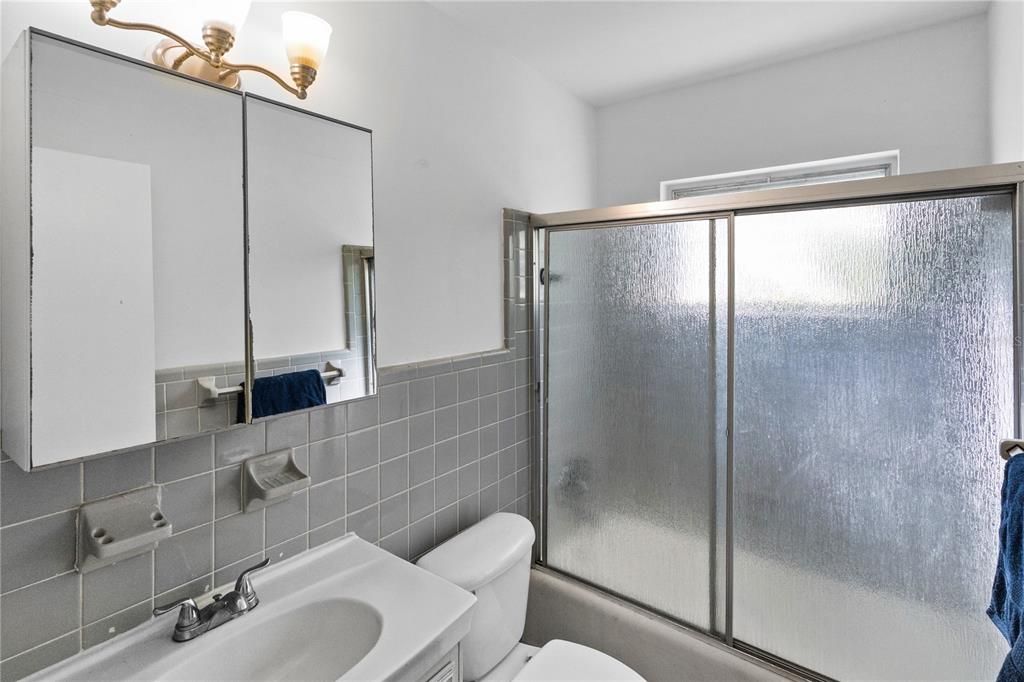 For Sale: $524,900 (4 beds, 2 baths, 2100 Square Feet)