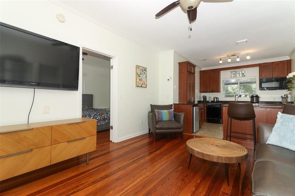 For Rent: $8,900 (4 beds, 5 baths, 3611 Square Feet)