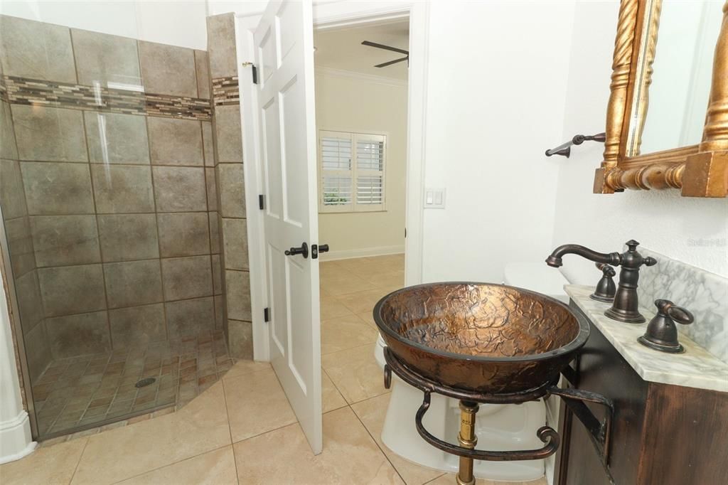 For Rent: $8,900 (4 beds, 5 baths, 3611 Square Feet)