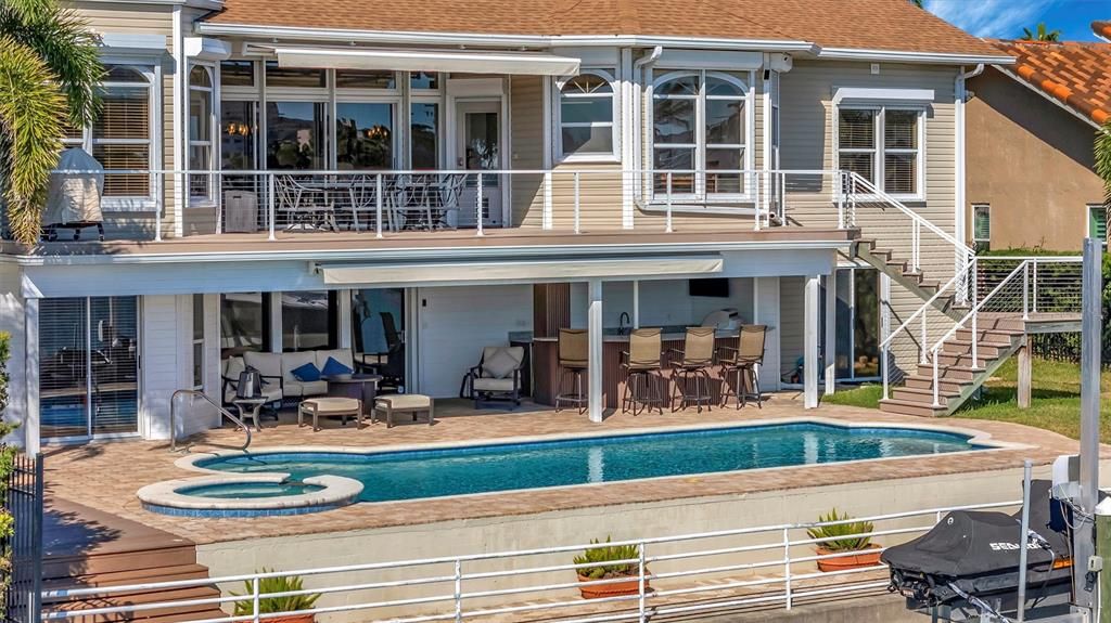 待售: $3,500,000 (5 贝兹, 5 浴室, 3891 平方英尺)