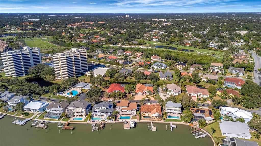 待售: $3,500,000 (5 贝兹, 5 浴室, 3891 平方英尺)