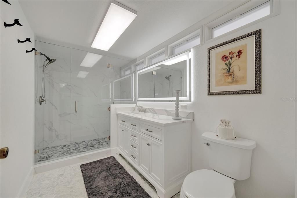 待售: $3,500,000 (5 贝兹, 5 浴室, 3891 平方英尺)