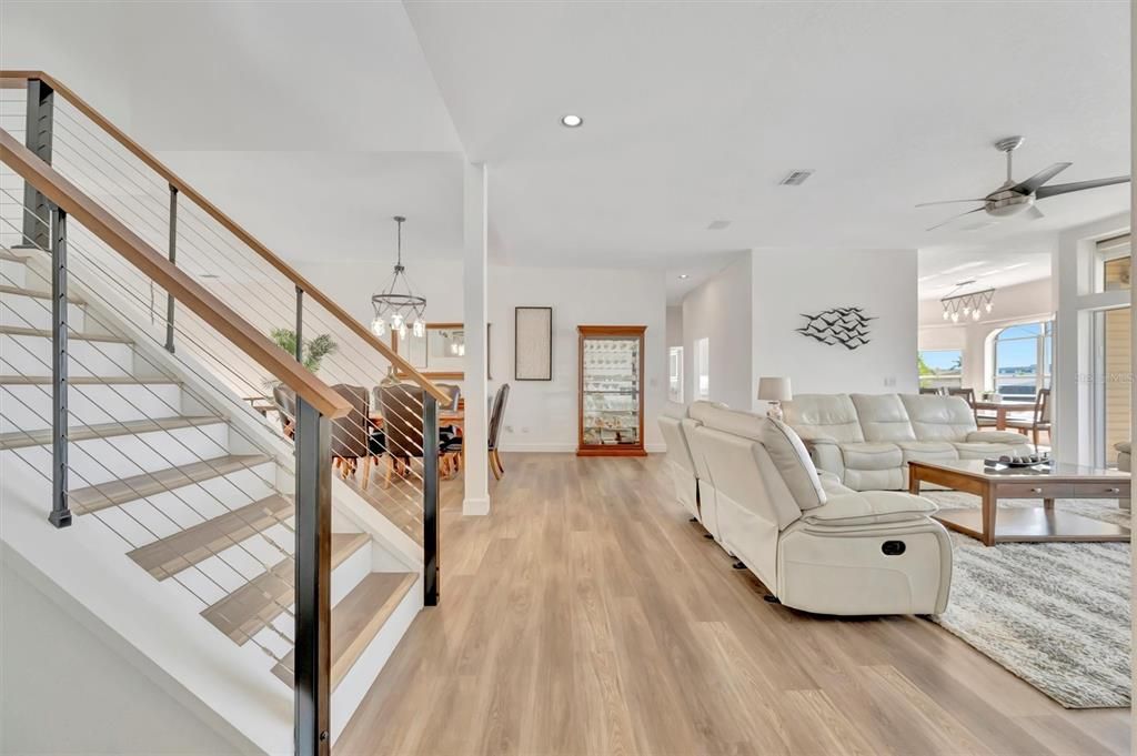 待售: $3,500,000 (5 贝兹, 5 浴室, 3891 平方英尺)