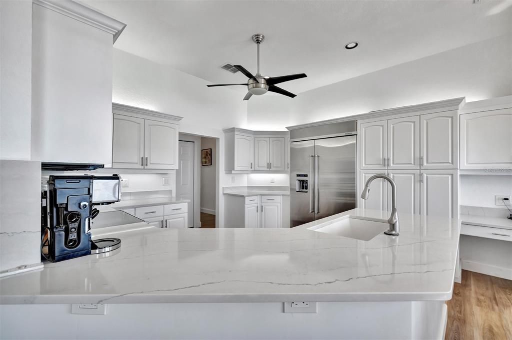 待售: $3,500,000 (5 贝兹, 5 浴室, 3891 平方英尺)