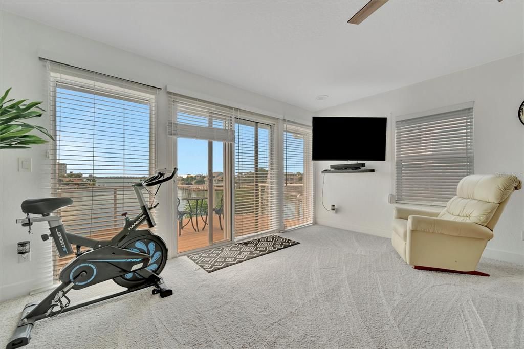 待售: $3,500,000 (5 贝兹, 5 浴室, 3891 平方英尺)