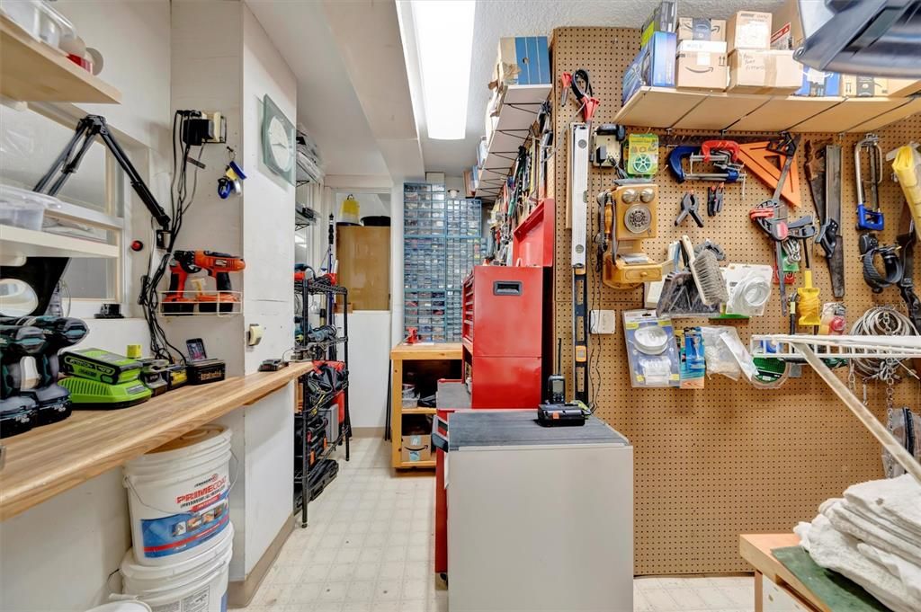 待售: $3,500,000 (5 贝兹, 5 浴室, 3891 平方英尺)