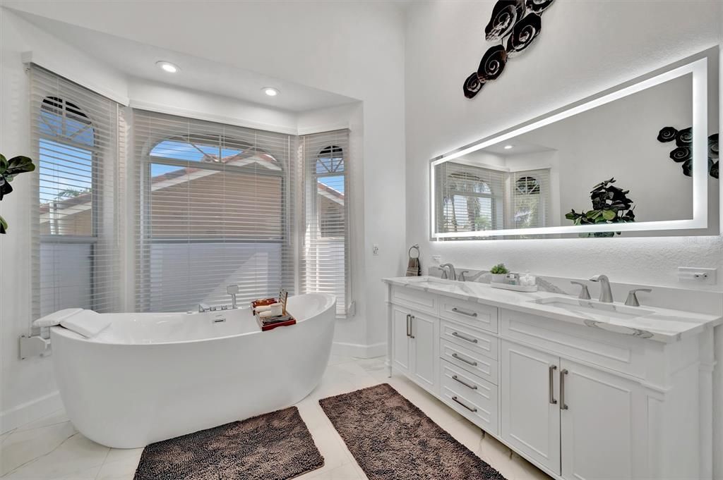 待售: $3,500,000 (5 贝兹, 5 浴室, 3891 平方英尺)