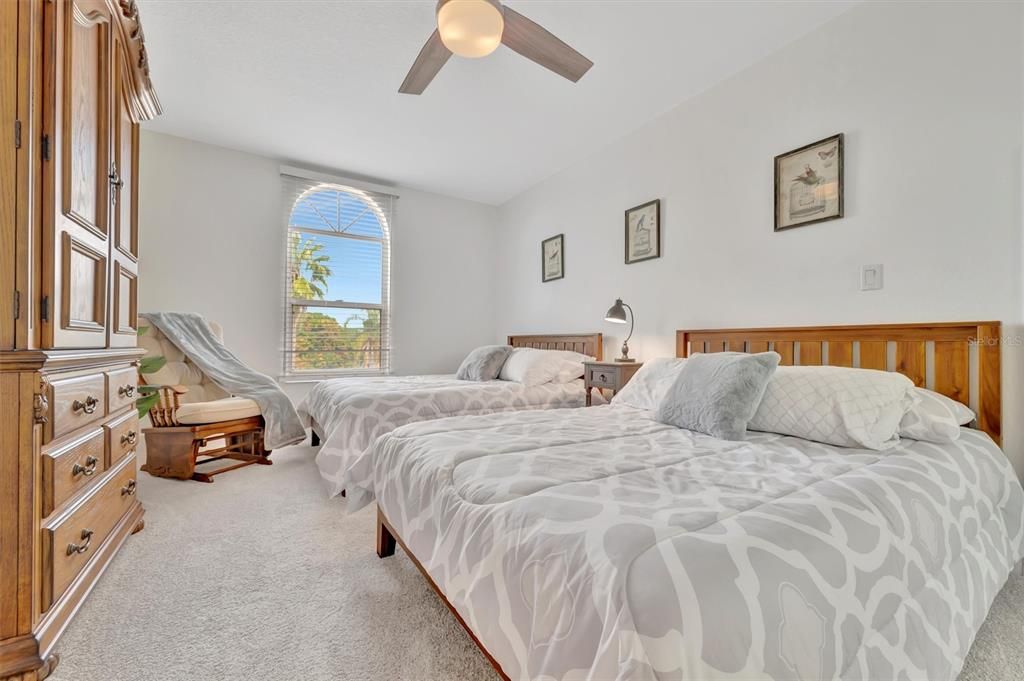 待售: $3,500,000 (5 贝兹, 5 浴室, 3891 平方英尺)