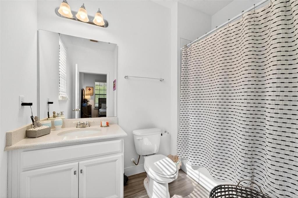 En Venta: $496,000 (4 camas, 3 baños, 2344 Pies cuadrados)