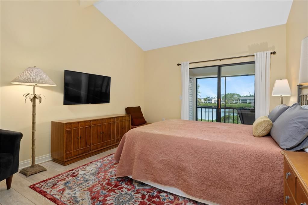 For Sale: $525,000 (2 beds, 2 baths, 1216 Square Feet)