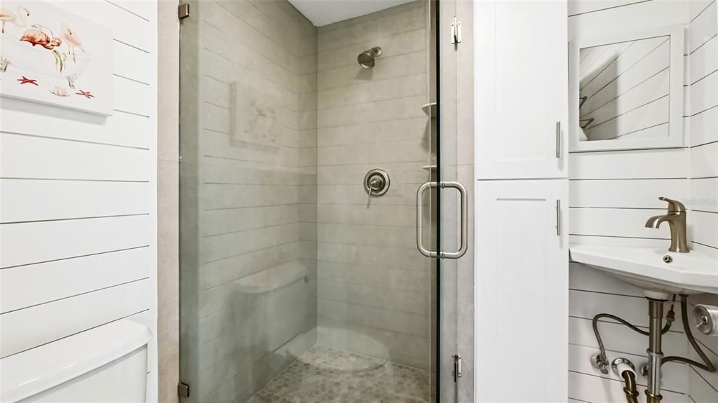 Active With Contract: $385,000 (2 beds, 2 baths, 1030 Square Feet)