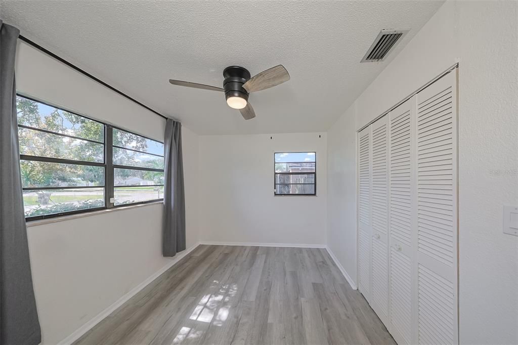 For Sale: $379,000 (3 beds, 2 baths, 1502 Square Feet)