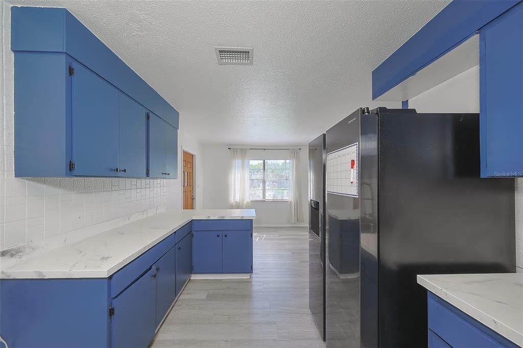 For Sale: $379,000 (3 beds, 2 baths, 1502 Square Feet)