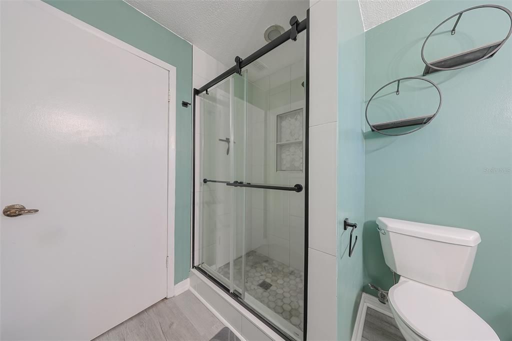 For Sale: $379,000 (3 beds, 2 baths, 1502 Square Feet)