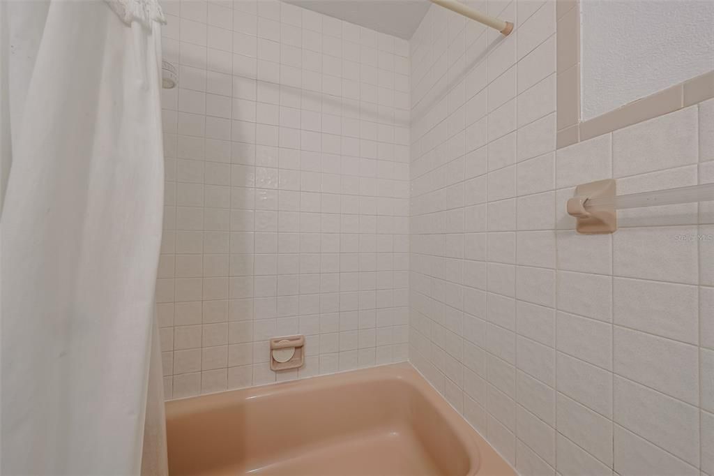 For Sale: $379,000 (3 beds, 2 baths, 1502 Square Feet)