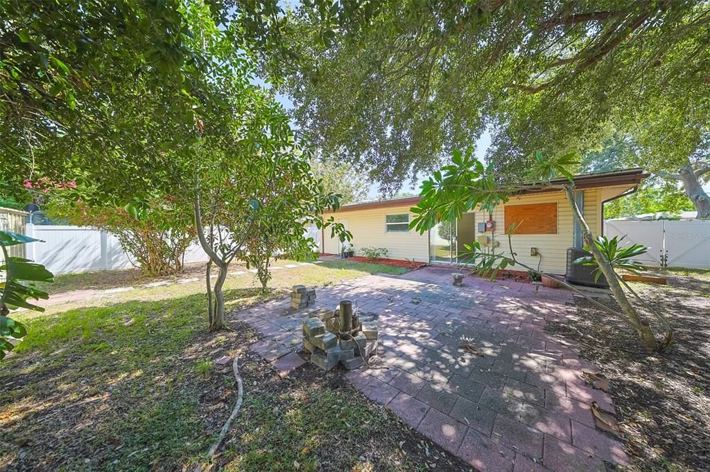 For Sale: $379,000 (3 beds, 2 baths, 1502 Square Feet)